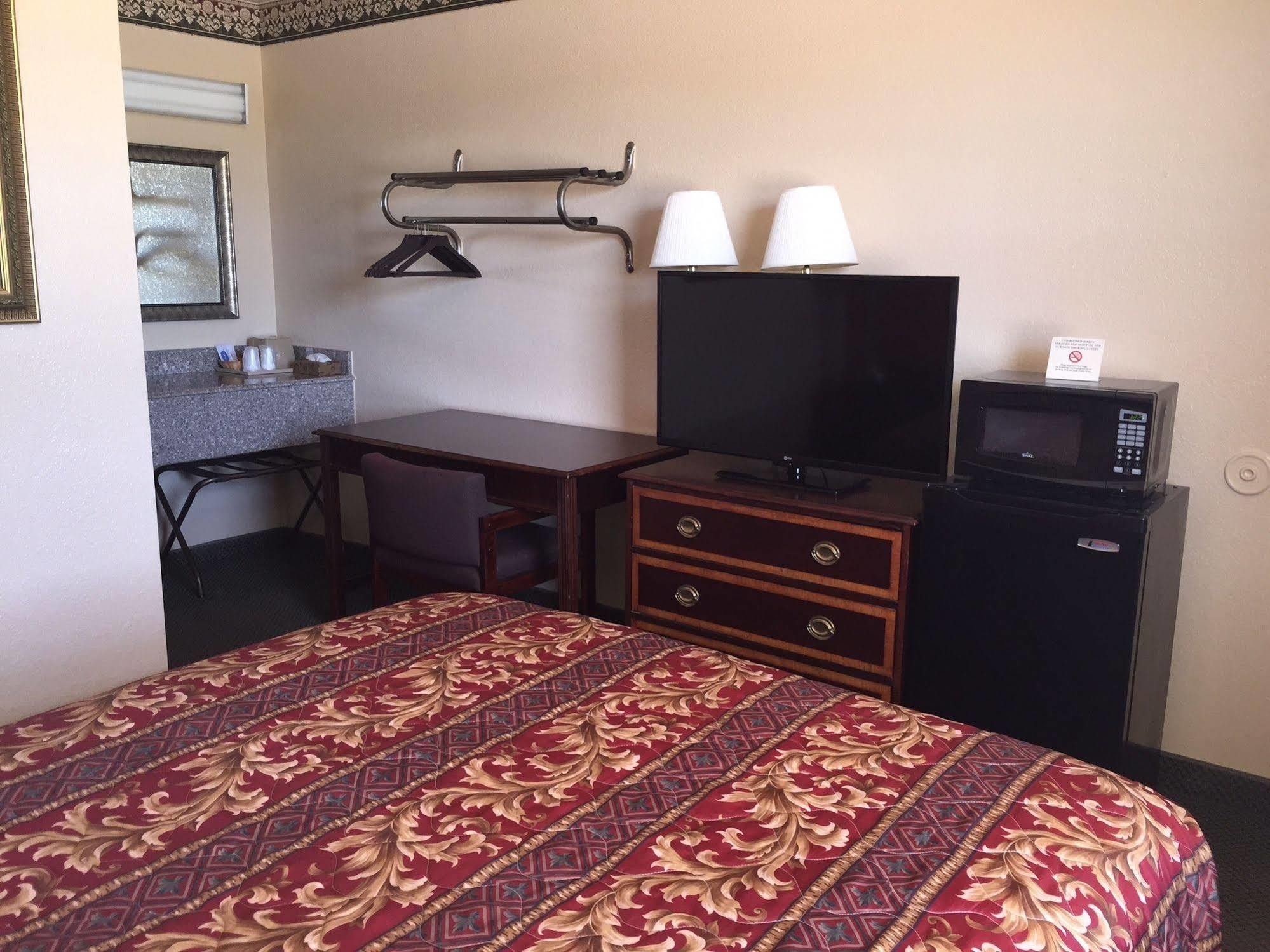 Green Country Inn Henryetta Экстерьер фото