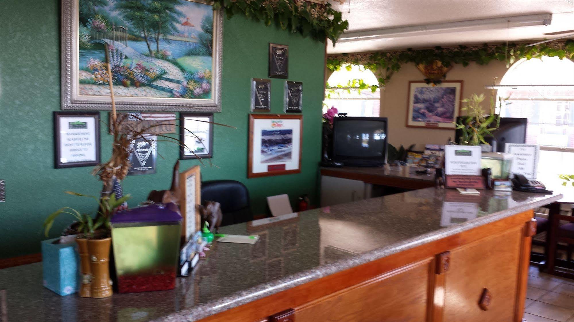Green Country Inn Henryetta Экстерьер фото